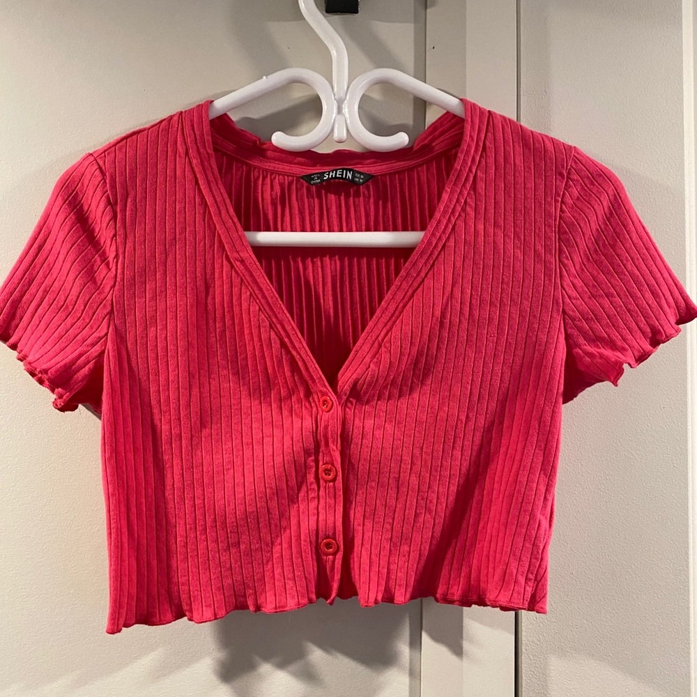 Cropped shirt
